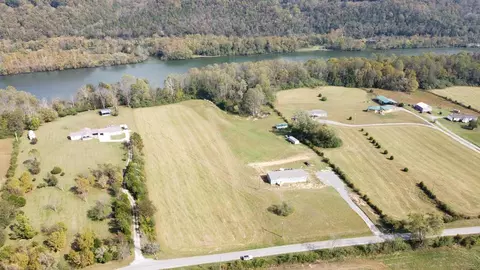 16 Fairground Lane, Whitleyville, TN 38588