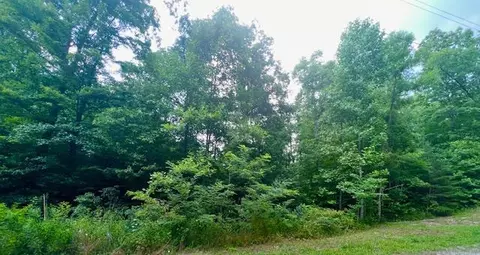 3482 Chapel Hill Rd, Crawford, TN 38554