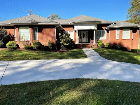 1156 Beam St, Cookeville, TN 38501