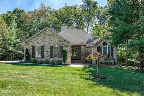 14 Holly Ct, Crossville, TN 38558