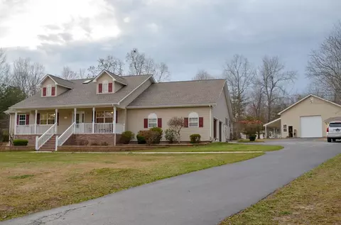 170 Pin Oak Ln, Crossville, TN 38555