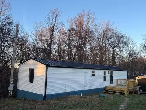 447 Rock Crusher Rd, Livingston, TN 38570