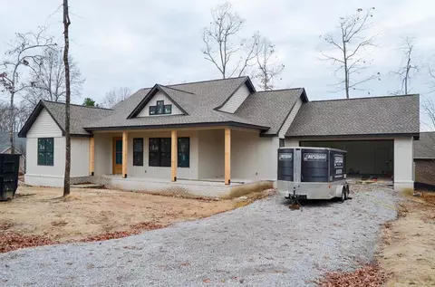 124 Markham Ln, Crossville, TN 38558