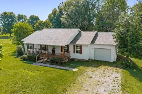 151 Cullom Lands Ln, Livingston, TN 38570