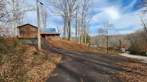5615 Eastport Rd, Alpine, TN 38543