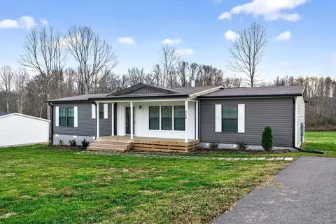 920 Kinniard Rd, Cookeville, TN 38506