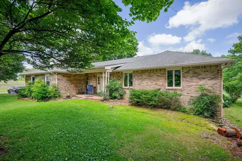 1790 Coon Hunt Rd, Baxter, TN 38544 photo 1