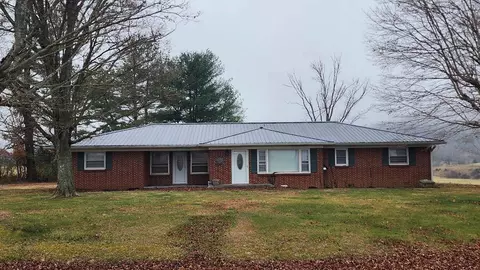 1860 Moodyville Rd, Byrdstown, TN 38549