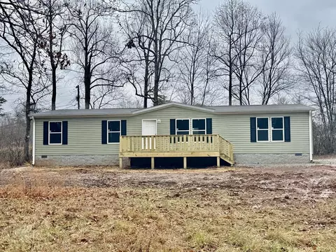 665 Camp Belle Air Rd, Sparta, TN 38583