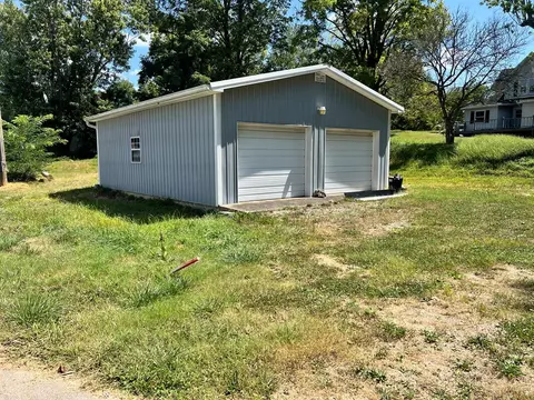 lot2 E Henson St, Livingston, TN 38570