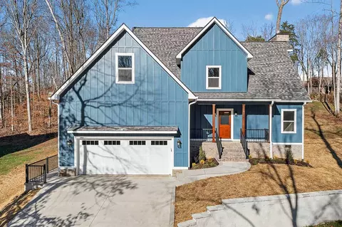 631 Ewell Dr, Cookeville, TN 38506