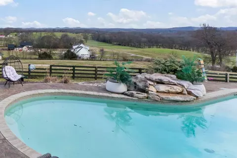 Exterior - 180 Allisona Rd, Eagleville, TN 37060 photo 8 of 15