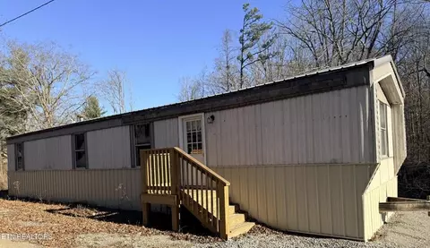 166 Maynard Rd, Jamestown, TN 38556