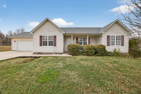 2570 Pippin Rd, Cookeville, TN 38506