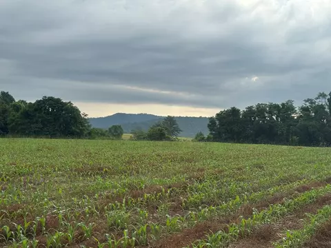 27 4 Acs N Hwy 111, Byrdstown, TN 38549