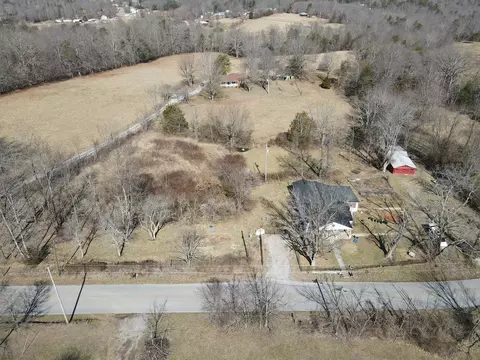 397 I B Maynard, Spencer, TN 38585