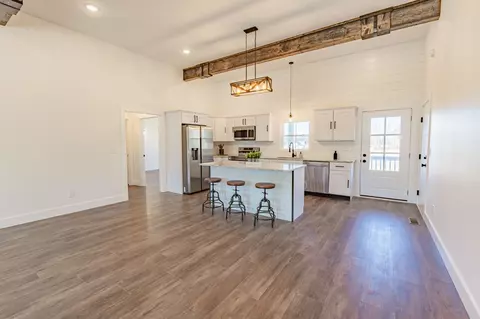 Kitchen - 1248 Lowery Rd, Walling, TN 38587 photo 2 of 4