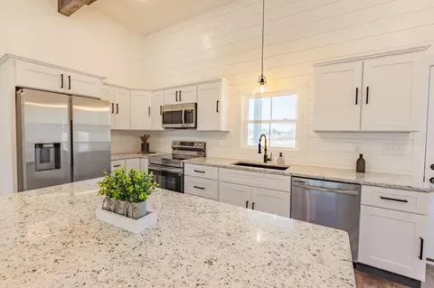 Kitchen - 1248 Lowery Rd, Walling, TN 38587 photo 3 of 4
