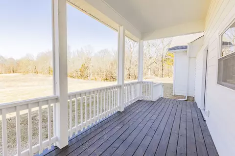 Exterior - 1248 Lowery Rd, Walling, TN 38587 photo 4 of 5