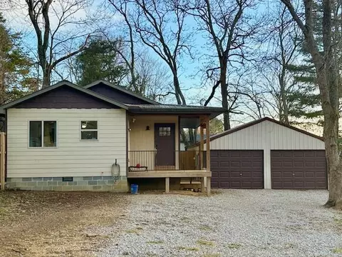 303 E Wright Ave, Jamestown, TN 38556 photo 1