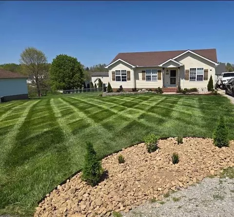 1788 Bouton Dr, Cookeville, TN 38501