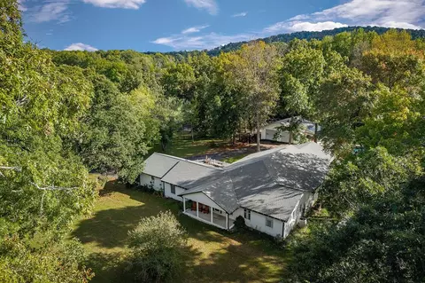 5594 Poston Ln, Cookeville, TN 38506