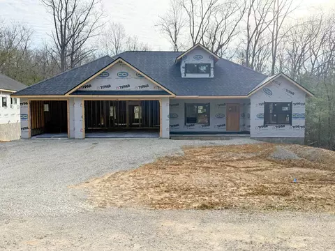 153 Natchez Cir, Crossville, TN 38558