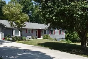 530 Meadows Rd, Sparta, TN 38583