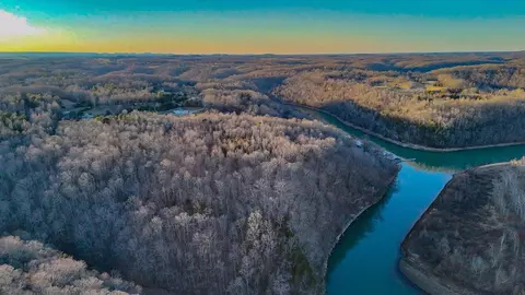 5480 Eastport Rd, Alpine, TN 38543
