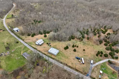 2344 Turkeytown Rd, Hilham, TN 38568