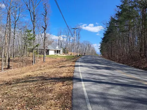 349 Rotherham Dr, Crossville, TN 38558