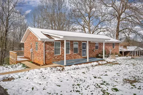 516 Thomas St, Sparta, TN 38583