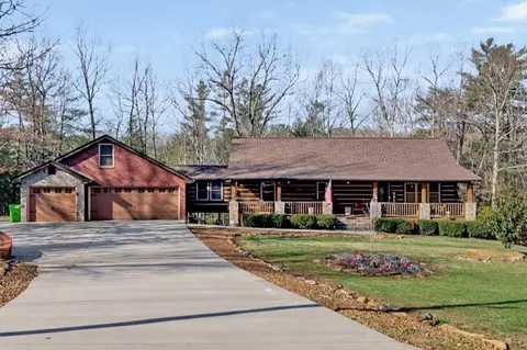 108 Grace Ln, Crossville, TN 38555