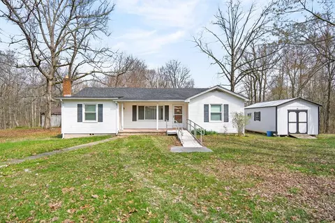 3385 Spring Creek Rd, Cookeville, TN 38501