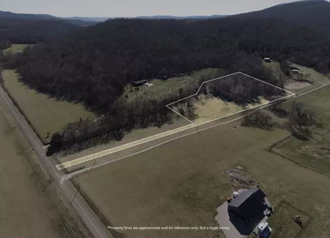 4361 Dark Hollow Rd, Mcminnville, TN 37110