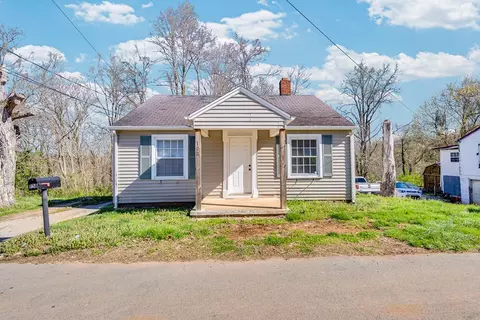 108 Swindle, Sparta, TN 38583