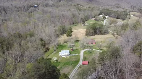 239 Miller Rd, Pikeville, TN 37367