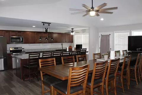 Dining - 104 Reece Rd, Baxter, TN 38544 photo 1 of 4