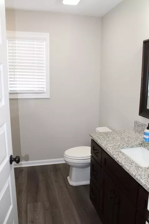 Bath - 104 Reece Rd, Baxter, TN 38544 photo 3 of 3