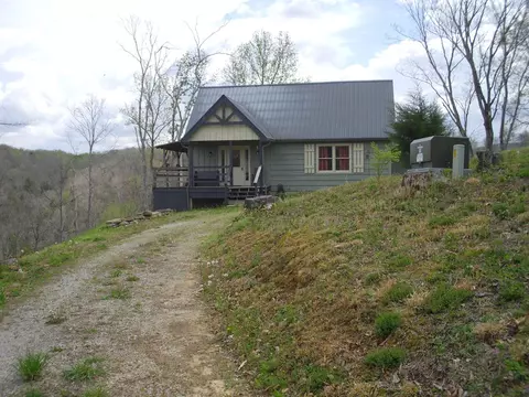 2520 Riverton Rd, Jamestown, TN 38556