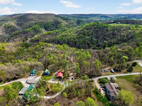 61 Ac Hidden Cove Ln, Allons, TN 38541