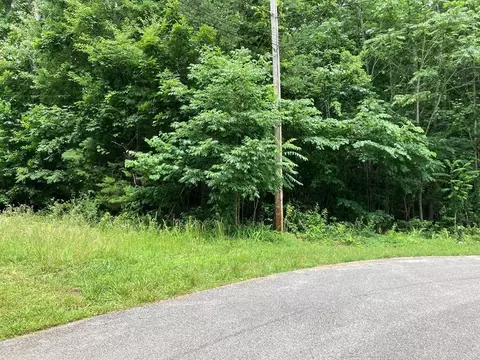 4882 Emerald Rd, Cookeville, TN 38501