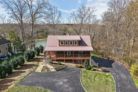 142 Rayahs Way, Quebeck, TN 38579