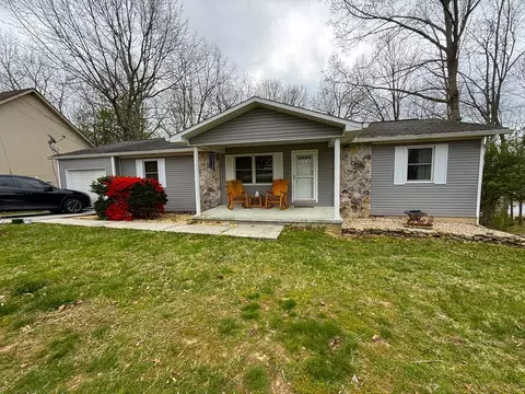 312 Lakeview Dr, Crossville, TN 38558