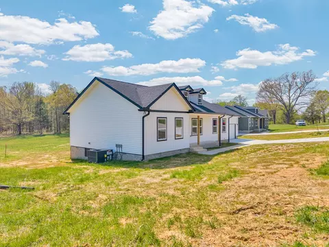 Exterior - 8352 Southfork, Baxter, TN 38544 photo 2 of 5