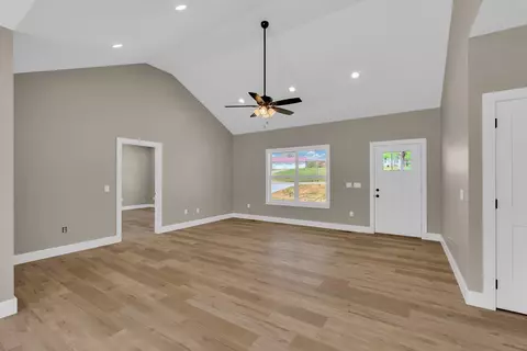 Living - 8352 Southfork, Baxter, TN 38544 photo 4 of 4