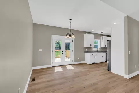 Dining - 8352 Southfork, Baxter, TN 38544 photo 1 of 1