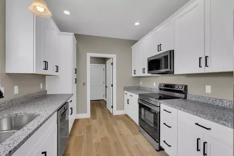 Kitchen - 8352 Southfork, Baxter, TN 38544 photo 1 of 1