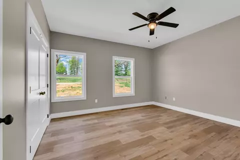 Bedroom - 8352 Southfork, Baxter, TN 38544 photo 6 of 6
