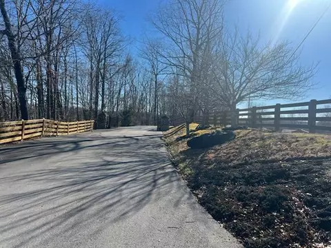lot24 Mallard Pointe, Byrdstown, TN 38549
